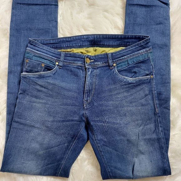 Zara Men's Denim Jeans - Picture 2 of 11